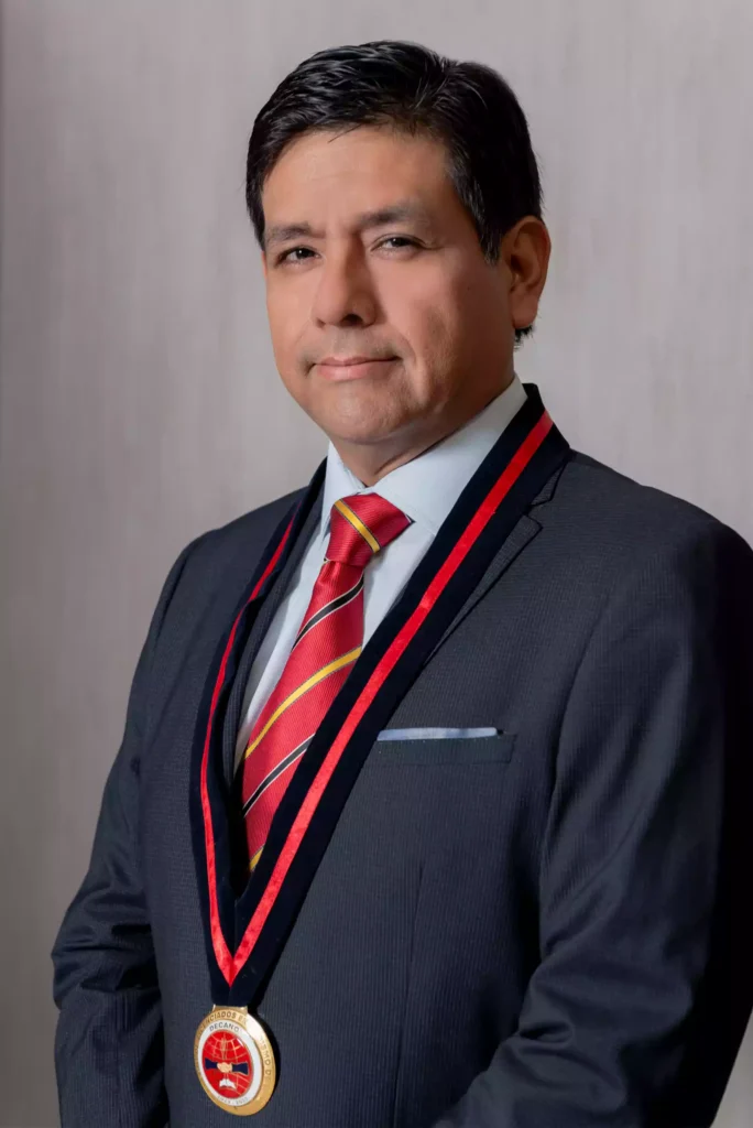 Lic. Oscar Gamarra D.